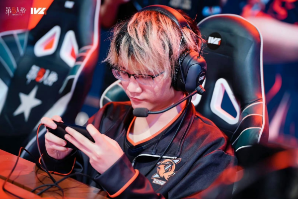 《第五人格》選手故事：FPX.ZQ_ZiBi——細致入微，篤行不怠