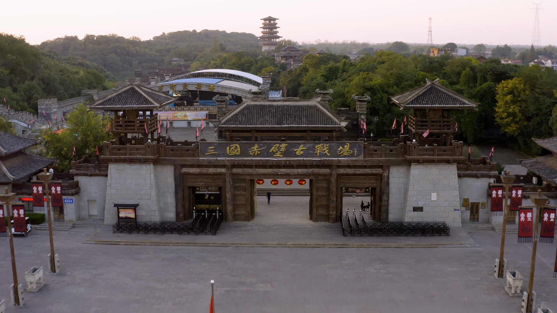 烽火赤壁，英雄無雙！文旅跨界聯(lián)動(dòng)體驗(yàn)傳奇三國(guó)！
